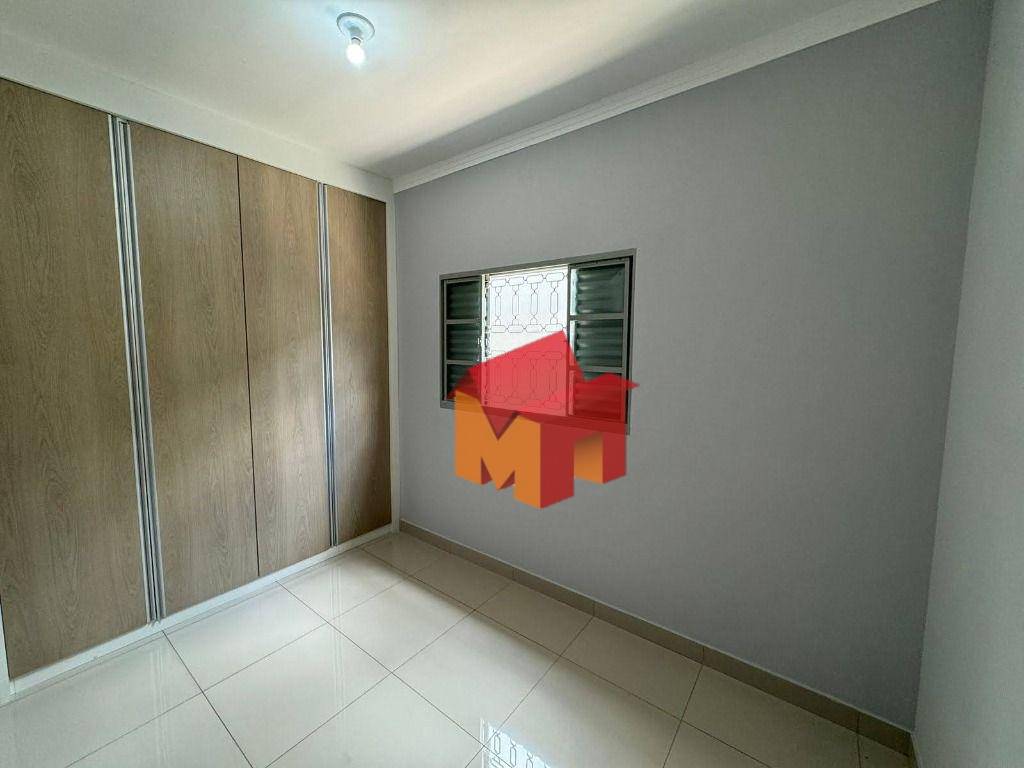 Casa à venda com 3 quartos, 99m² - Foto 9