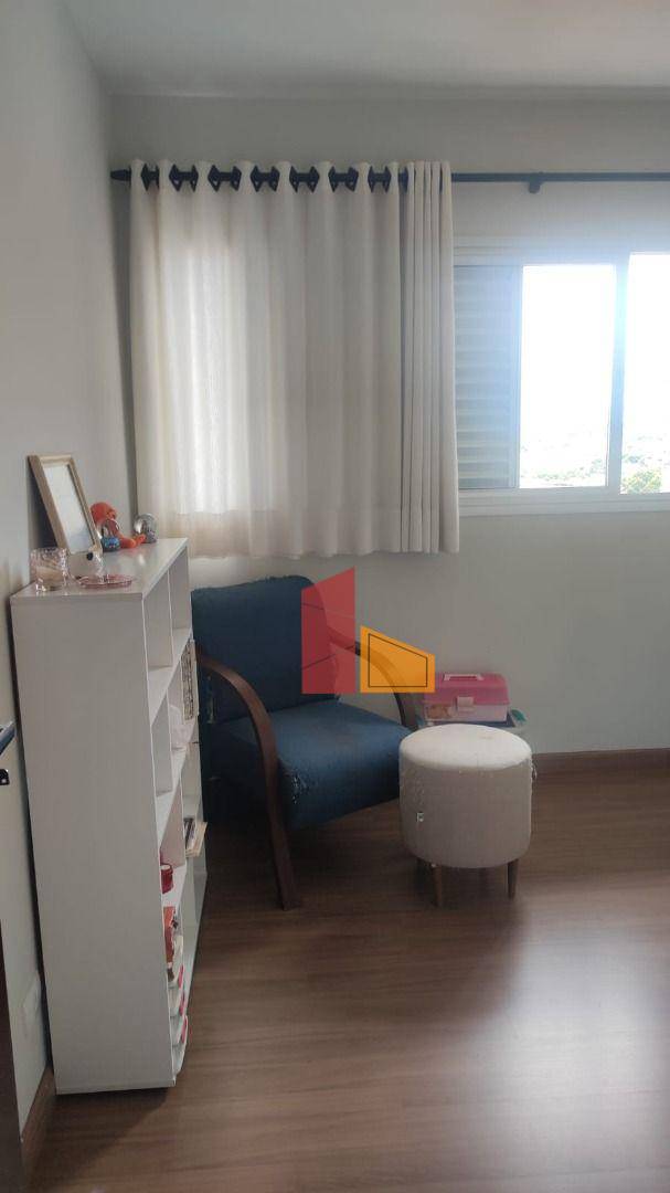 Apartamento à venda com 3 quartos, 135m² - Foto 18