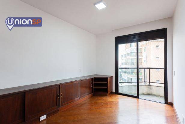 Apartamento à venda com 3 quartos, 184m² - Foto 3