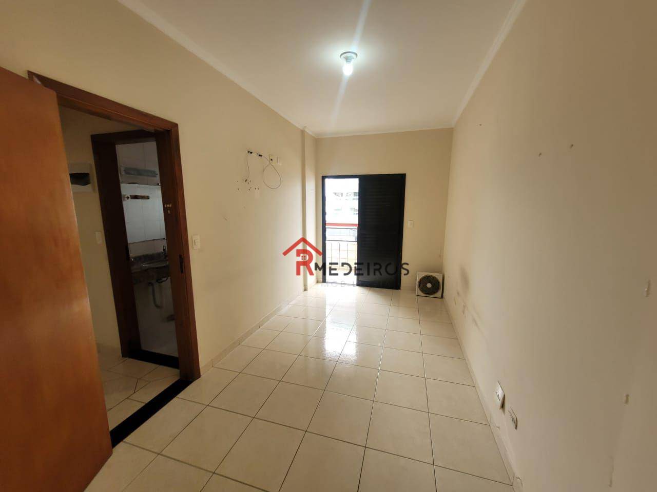 Apartamento à venda com 1 quarto, 56m² - Foto 9