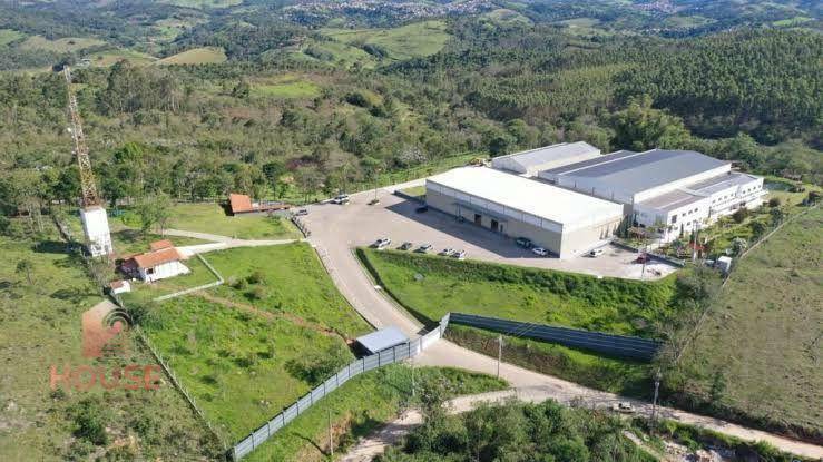 Depósito-Galpão-Armazém à venda e aluguel, 5500m² - Foto 1