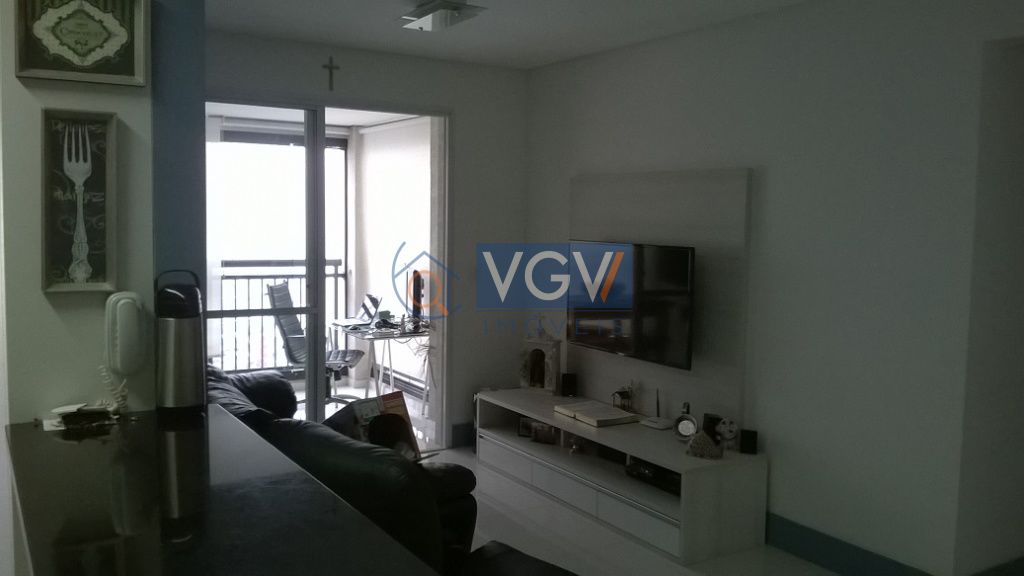 Apartamento à venda com 2 quartos, 72m² - Foto 3