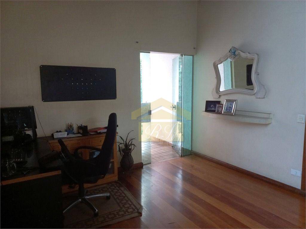 Sobrado à venda com 4 quartos, 411m² - Foto 55