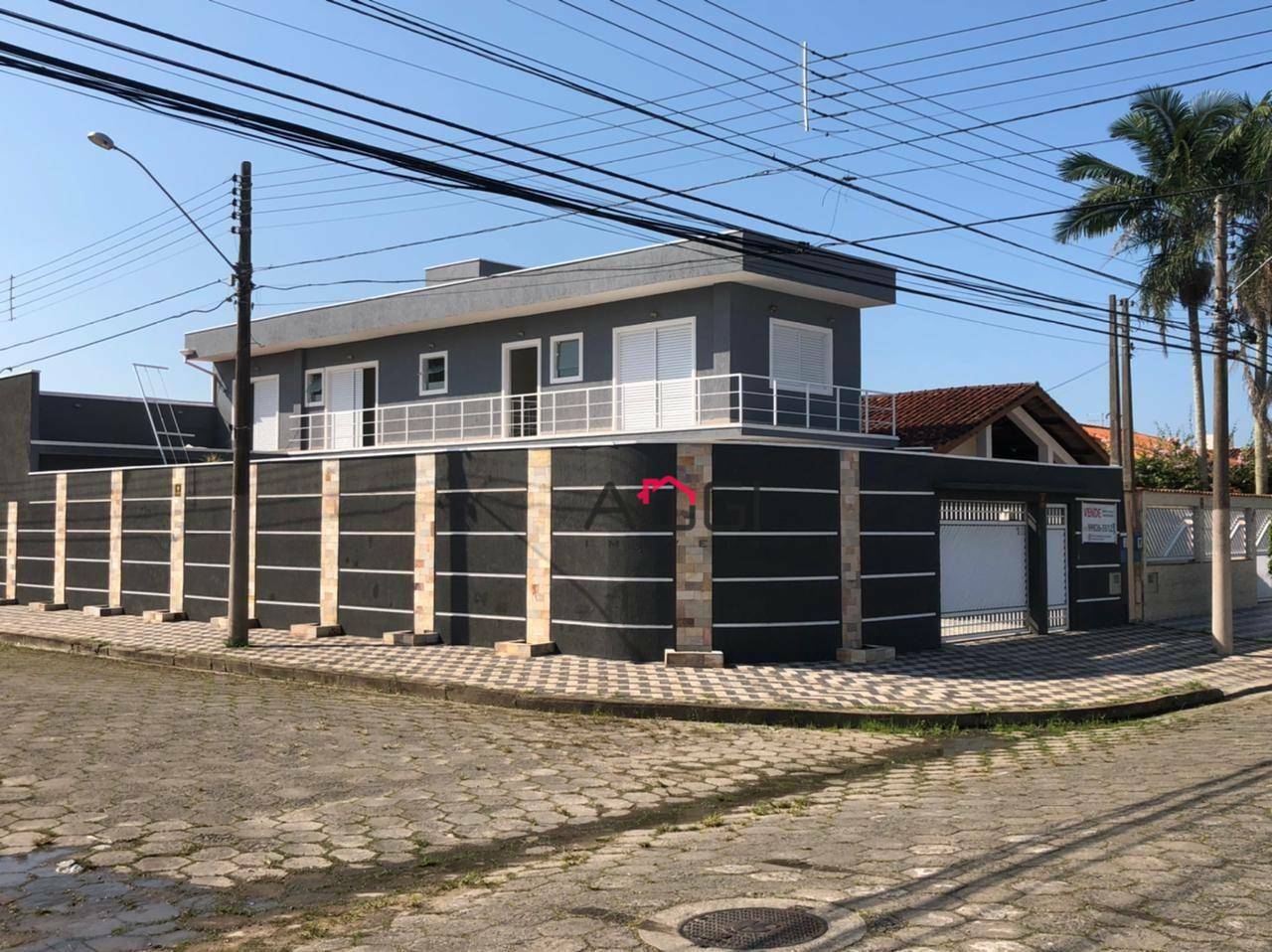 Casa à venda com 4 quartos, 186m² - Foto 3