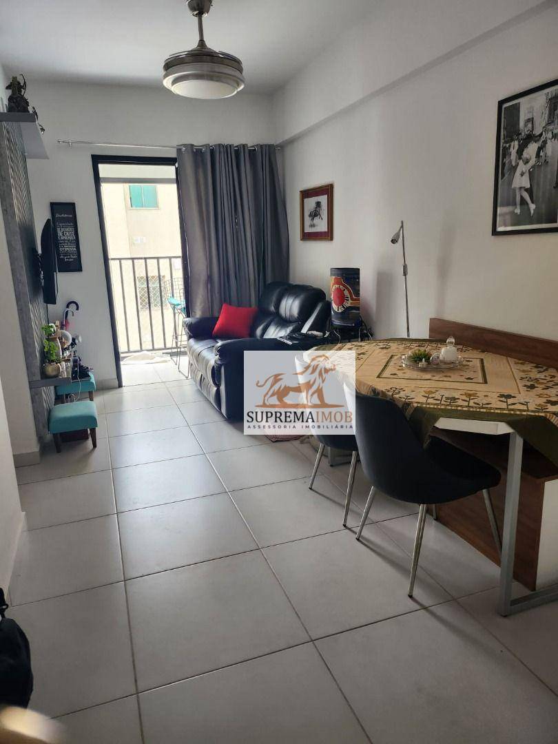 Apartamento à venda com 2 quartos, 58m² - Foto 2