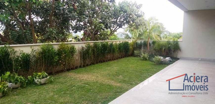 Casa para alugar com 4 quartos, 350m² - Foto 13