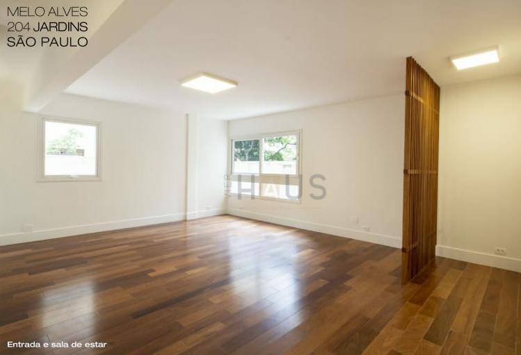 Apartamento à venda com 2 quartos, 125m² - Foto 1