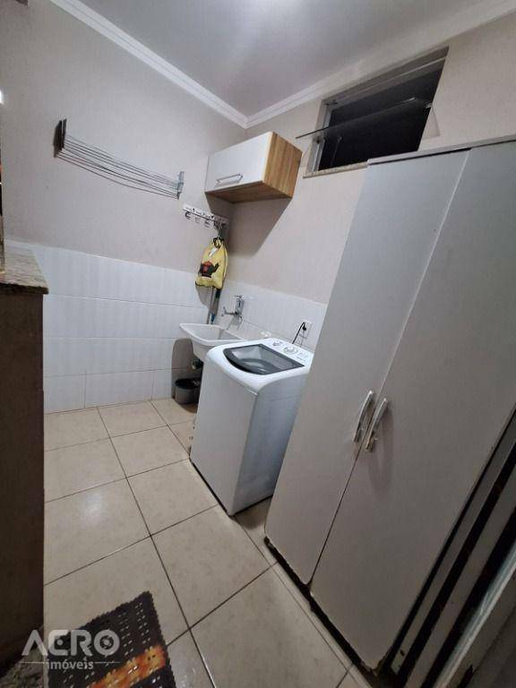 Casa à venda com 3 quartos, 145m² - Foto 30