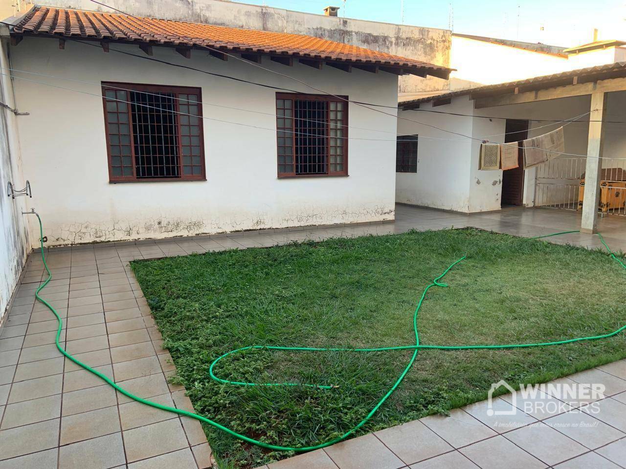 Sobrado à venda com 3 quartos, 240m² - Foto 11