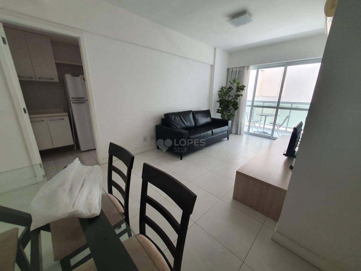 Apartamento à venda com 1 quarto, 54m² - Foto 2