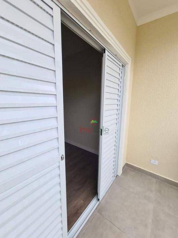 Casa à venda com 3 quartos, 161m² - Foto 9