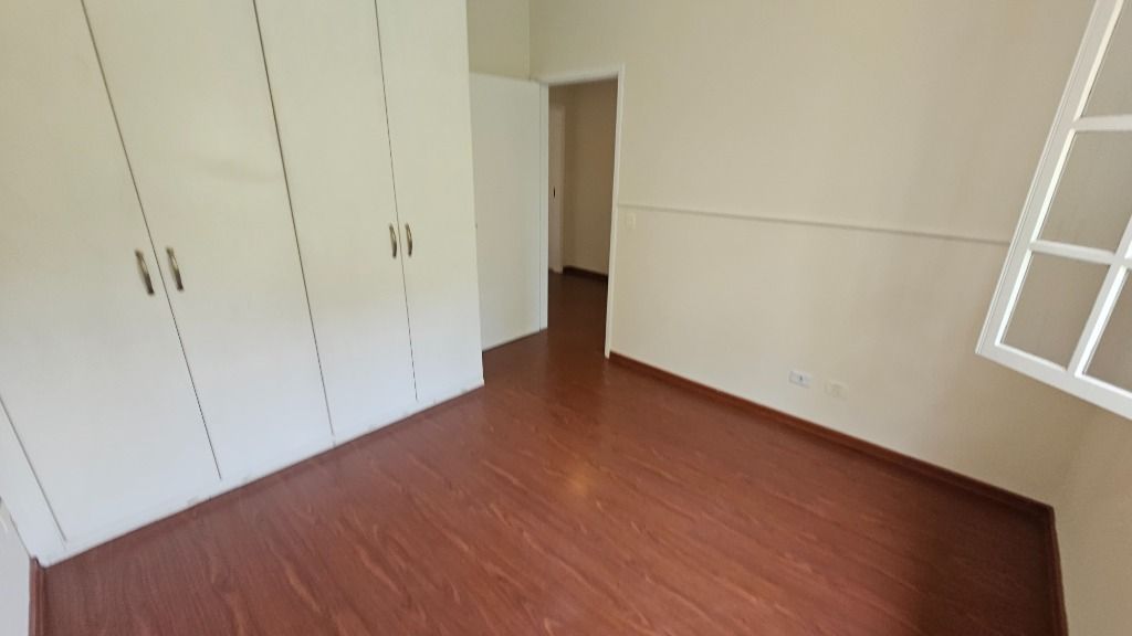 Casa de Condomínio para alugar com 6 quartos, 450m² - Foto 48