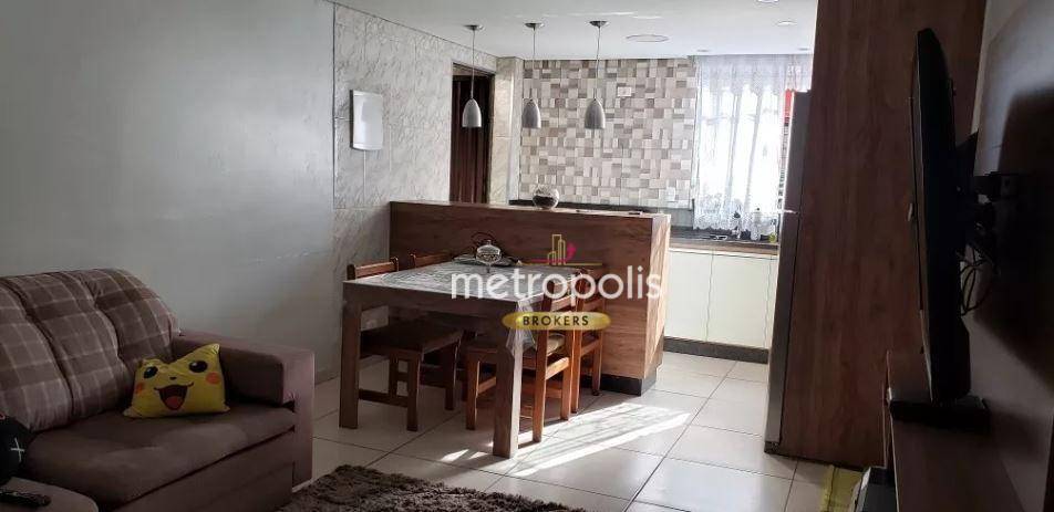 Sobrado à venda com 3 quartos, 220m² - Foto 1