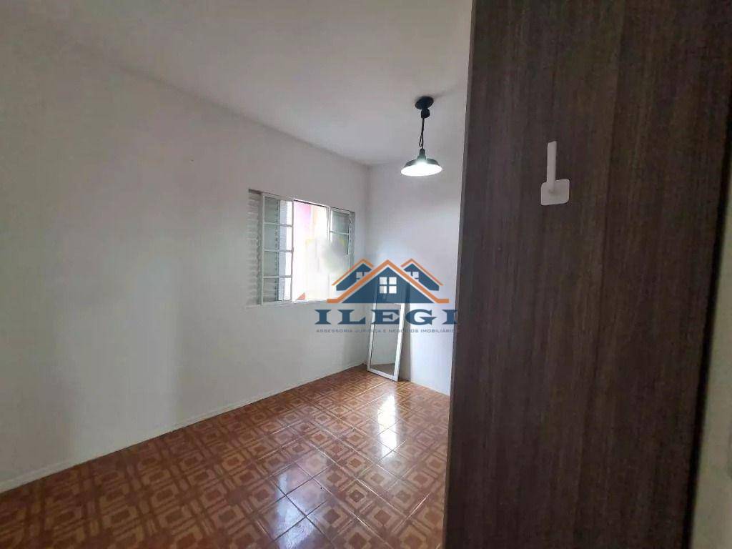 Casa para alugar com 3 quartos, 173m² - Foto 9