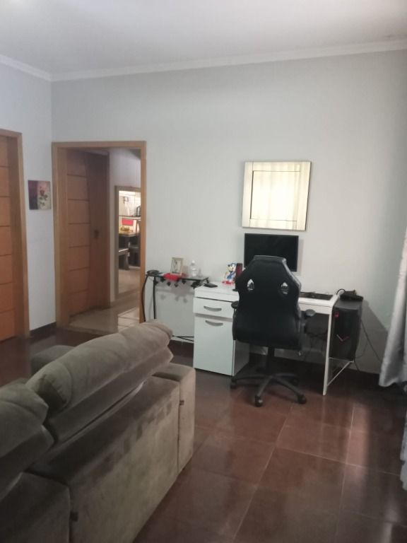 Casa à venda com 3 quartos, 200m² - Foto 5