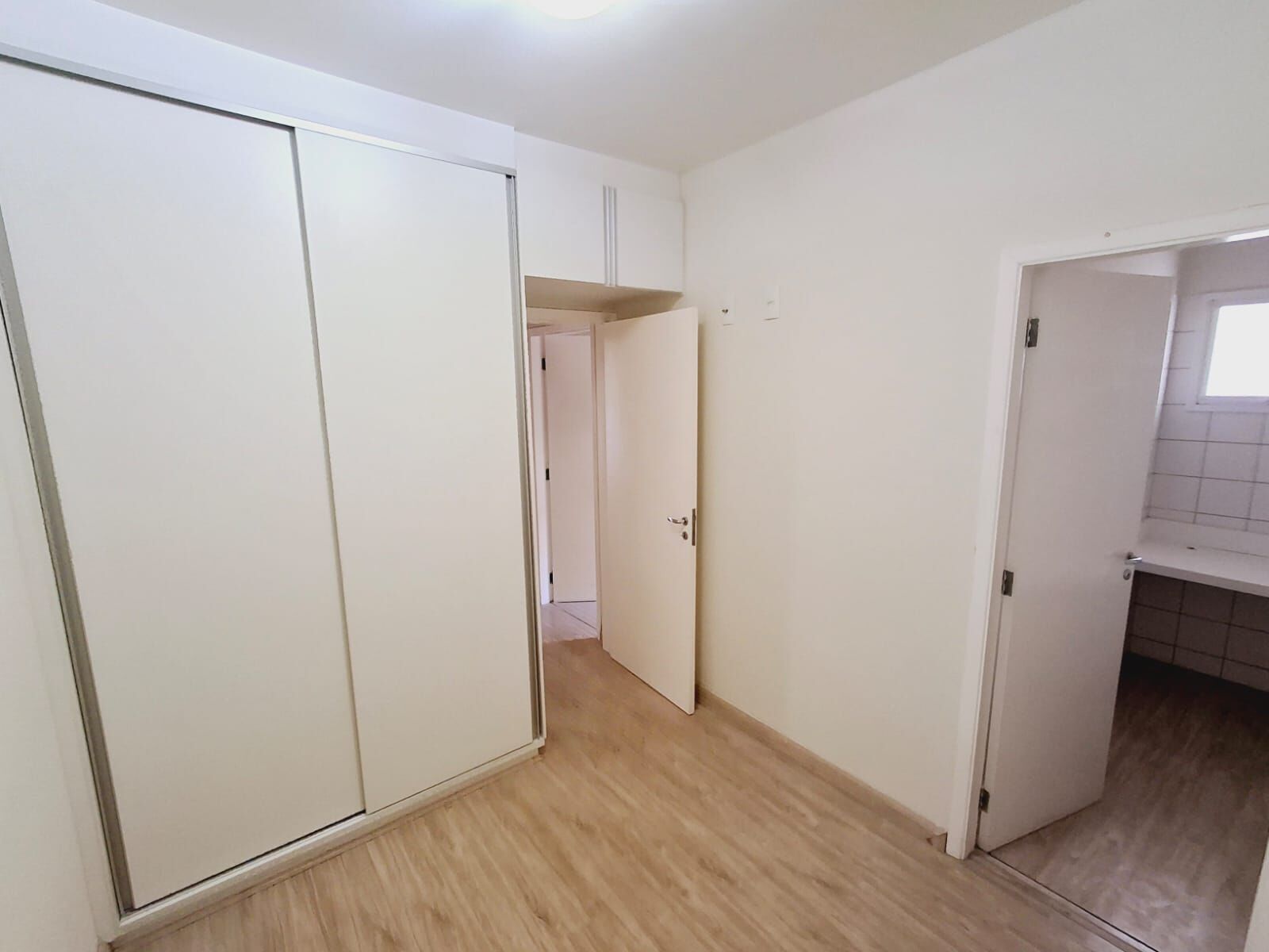 Casa para alugar com 3 quartos, 122m² - Foto 2