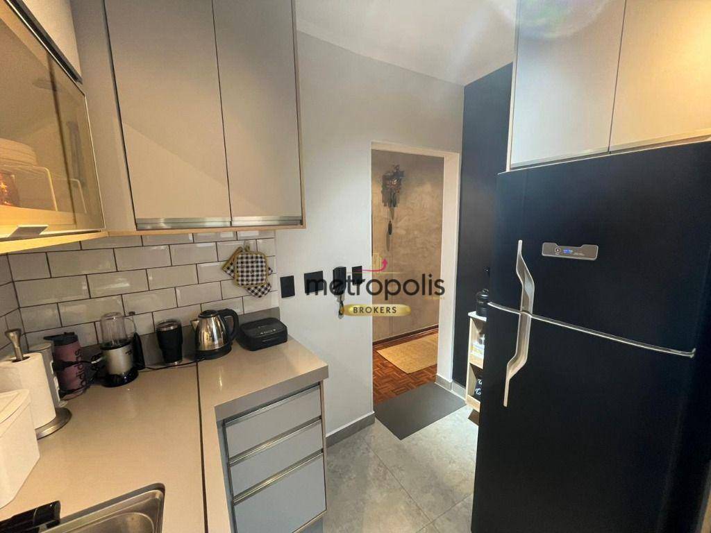 Apartamento à venda com 2 quartos, 70m² - Foto 4