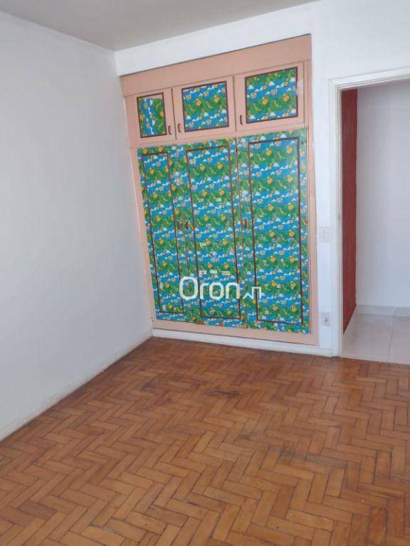 Apartamento à venda com 3 quartos, 116m² - Foto 3