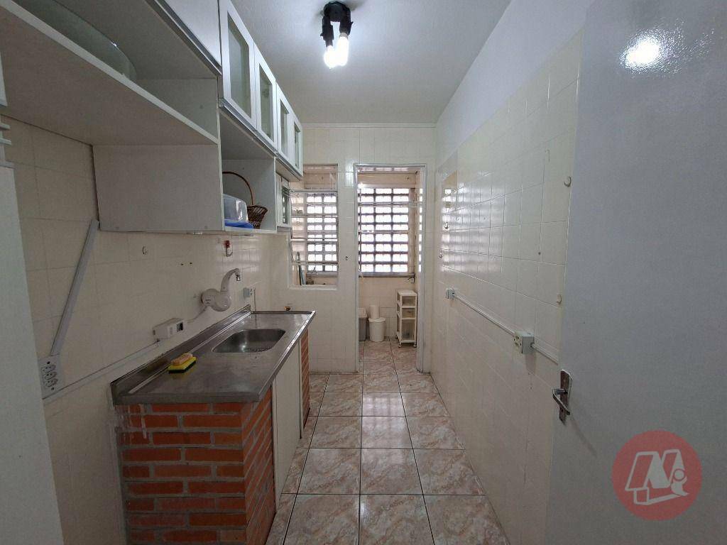 Apartamento para alugar com 1 quarto, 50m² - Foto 6