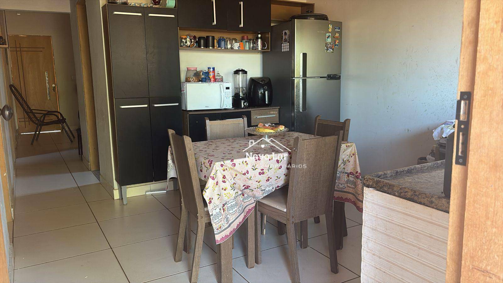 Casa à venda com 3 quartos, 120m² - Foto 4