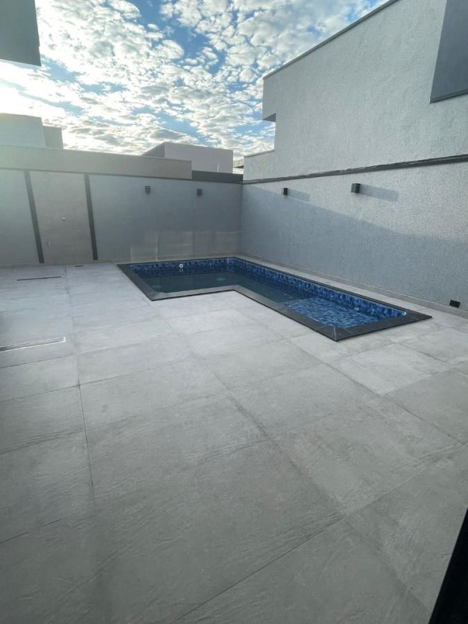 Casa à venda com 3 quartos, 211m² - Foto 25