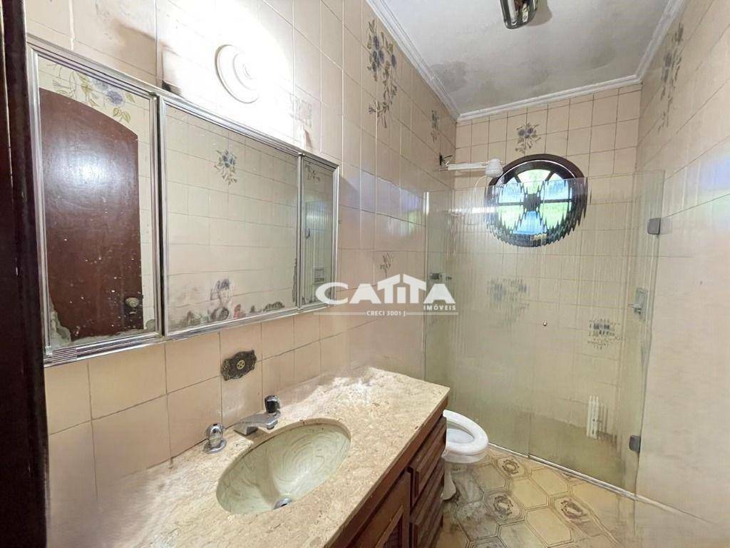 Casa para alugar com 3 quartos, 191m² - Foto 3
