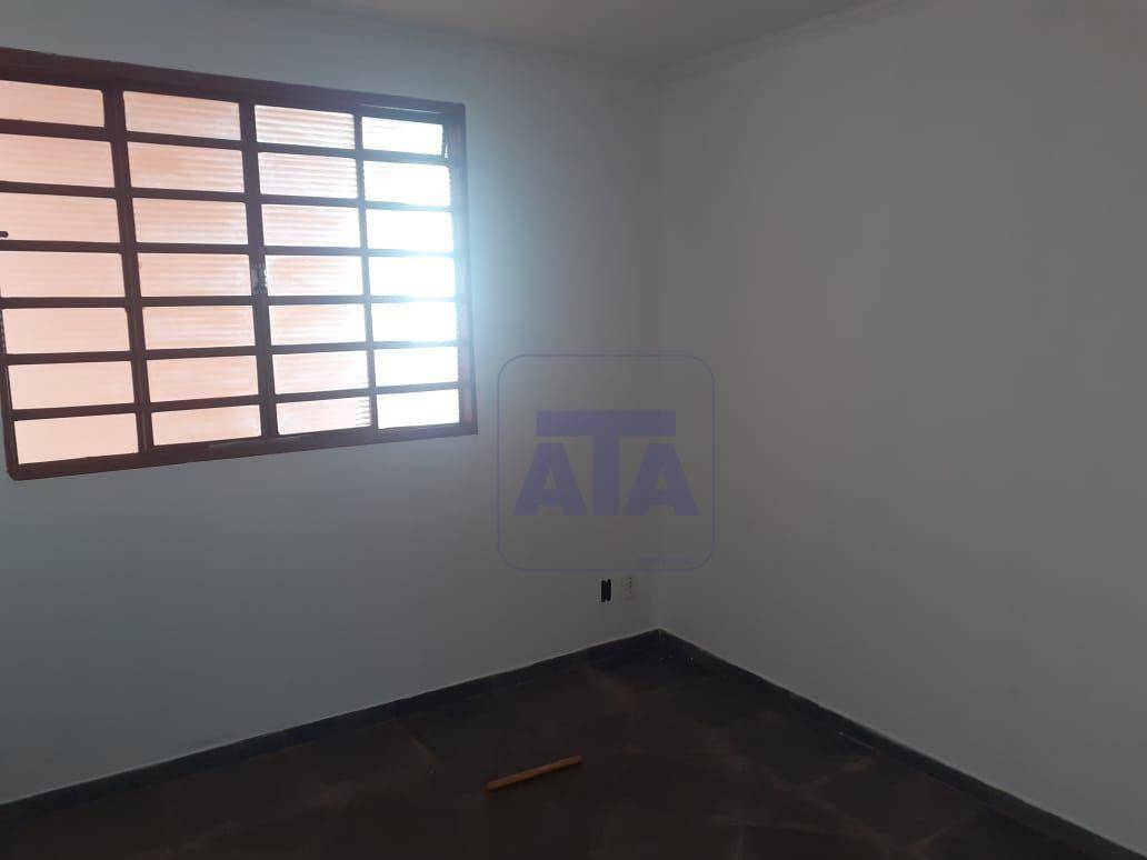 Casa para alugar com 1 quarto, 156m² - Foto 11