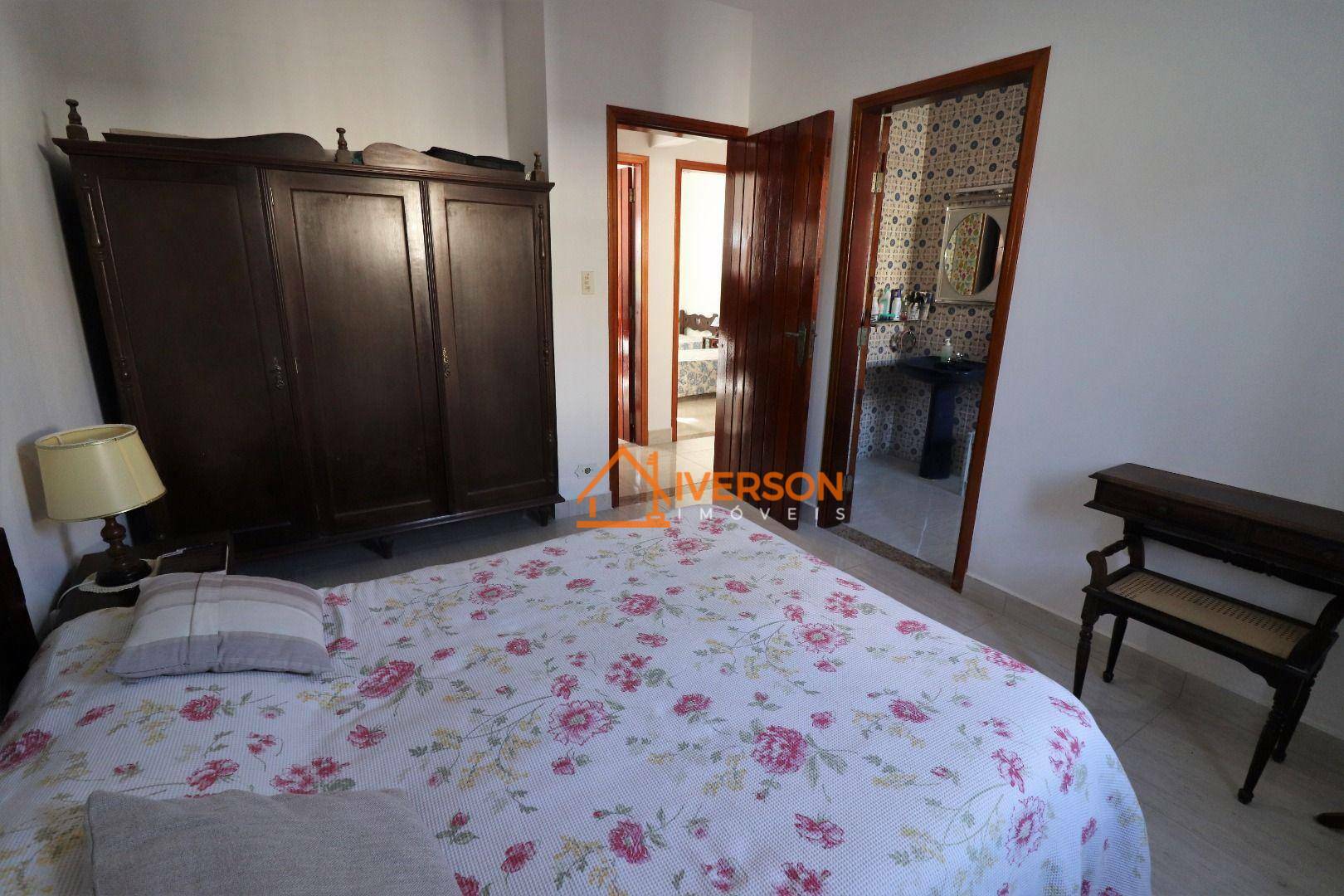 Casa à venda com 3 quartos, 108m² - Foto 12