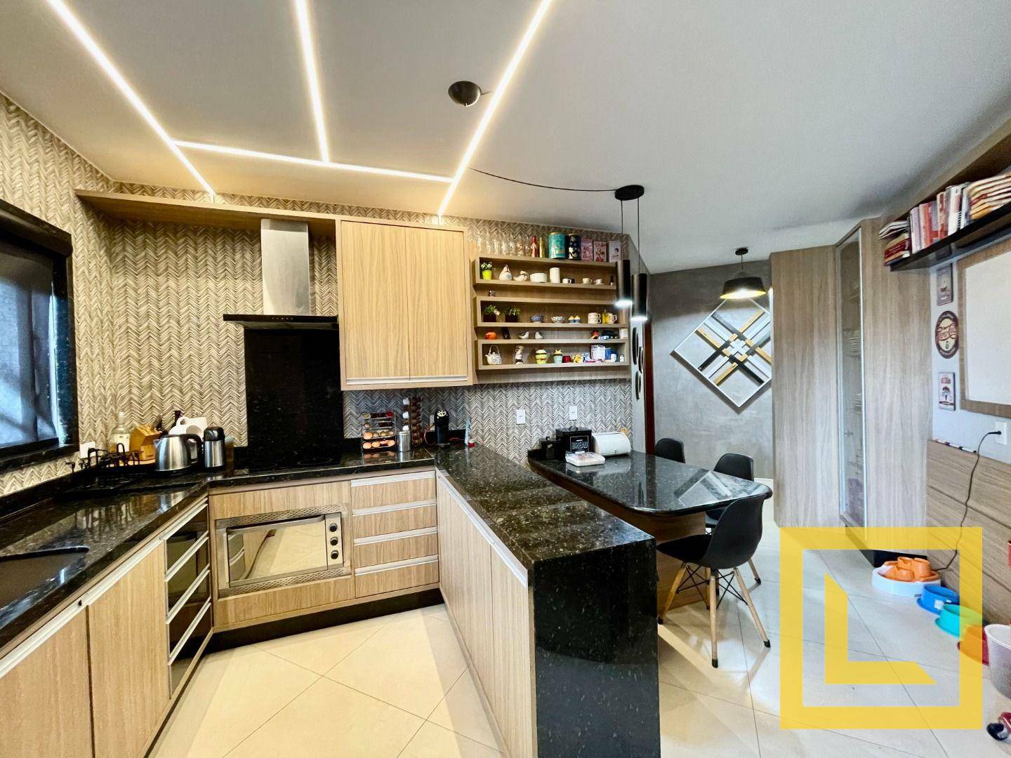 Apartamento à venda com 4 quartos, 153m² - Foto 9