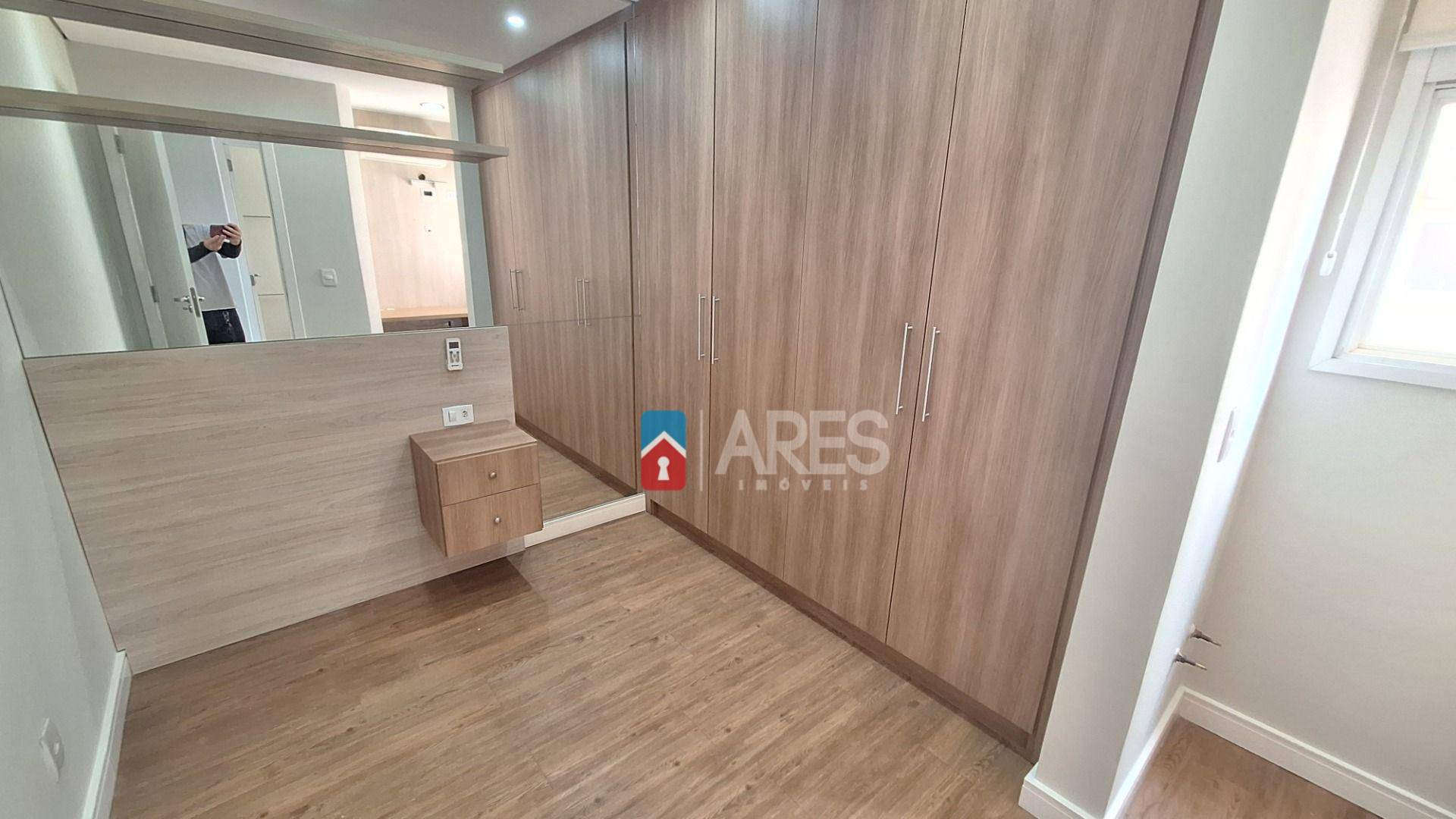 Apartamento para alugar com 4 quartos, 250m² - Foto 26