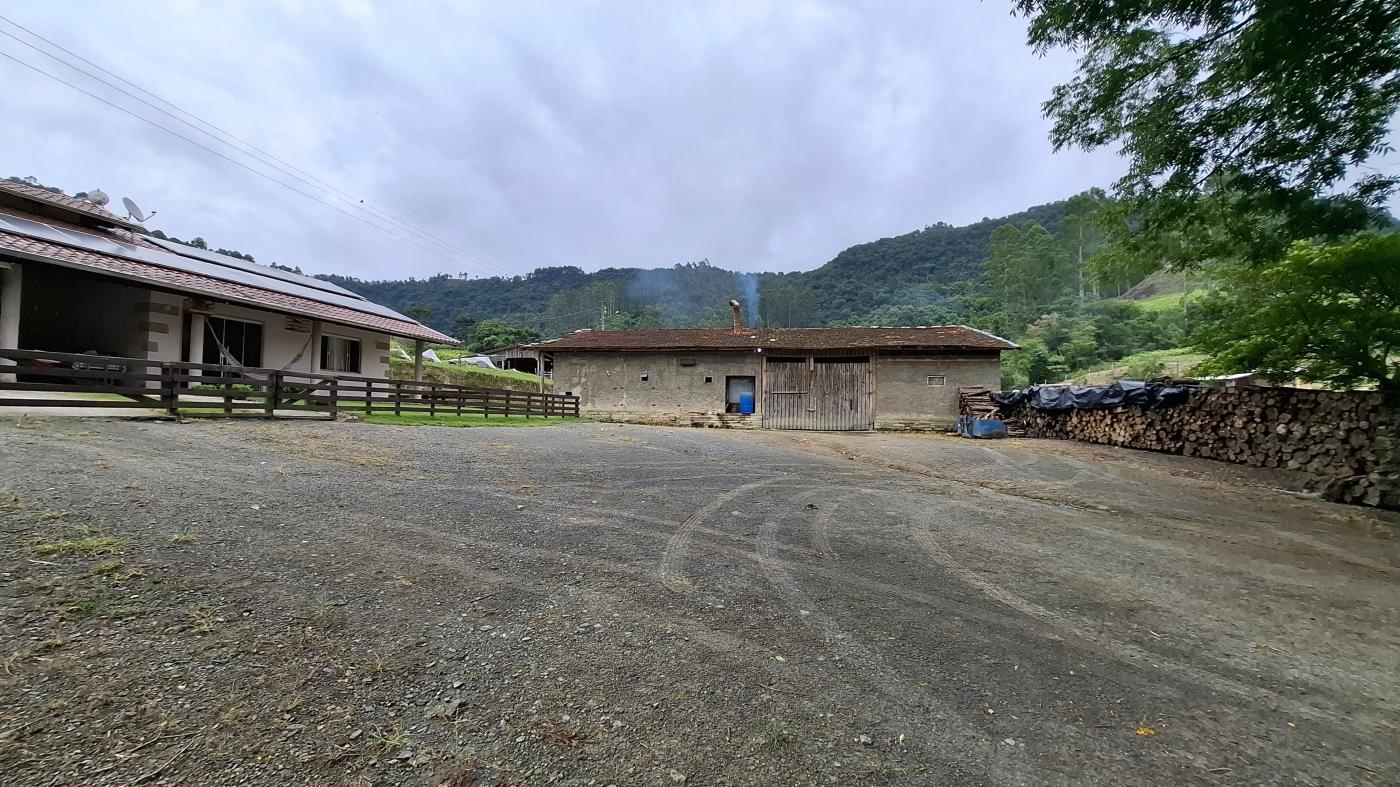 Sítio à venda com 5 quartos, 230000m² - Foto 22