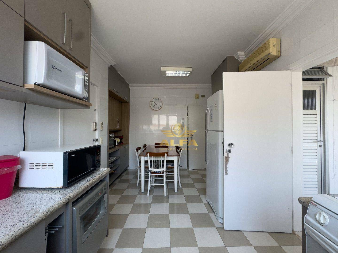 Apartamento à venda com 3 quartos, 134m² - Foto 24