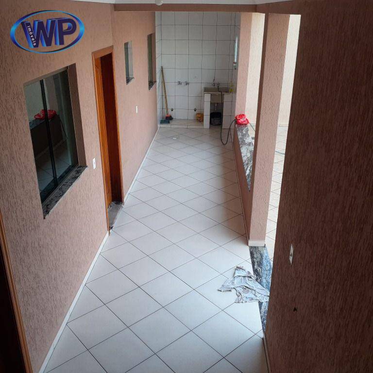 Sobrado à venda com 3 quartos, 180m² - Foto 4