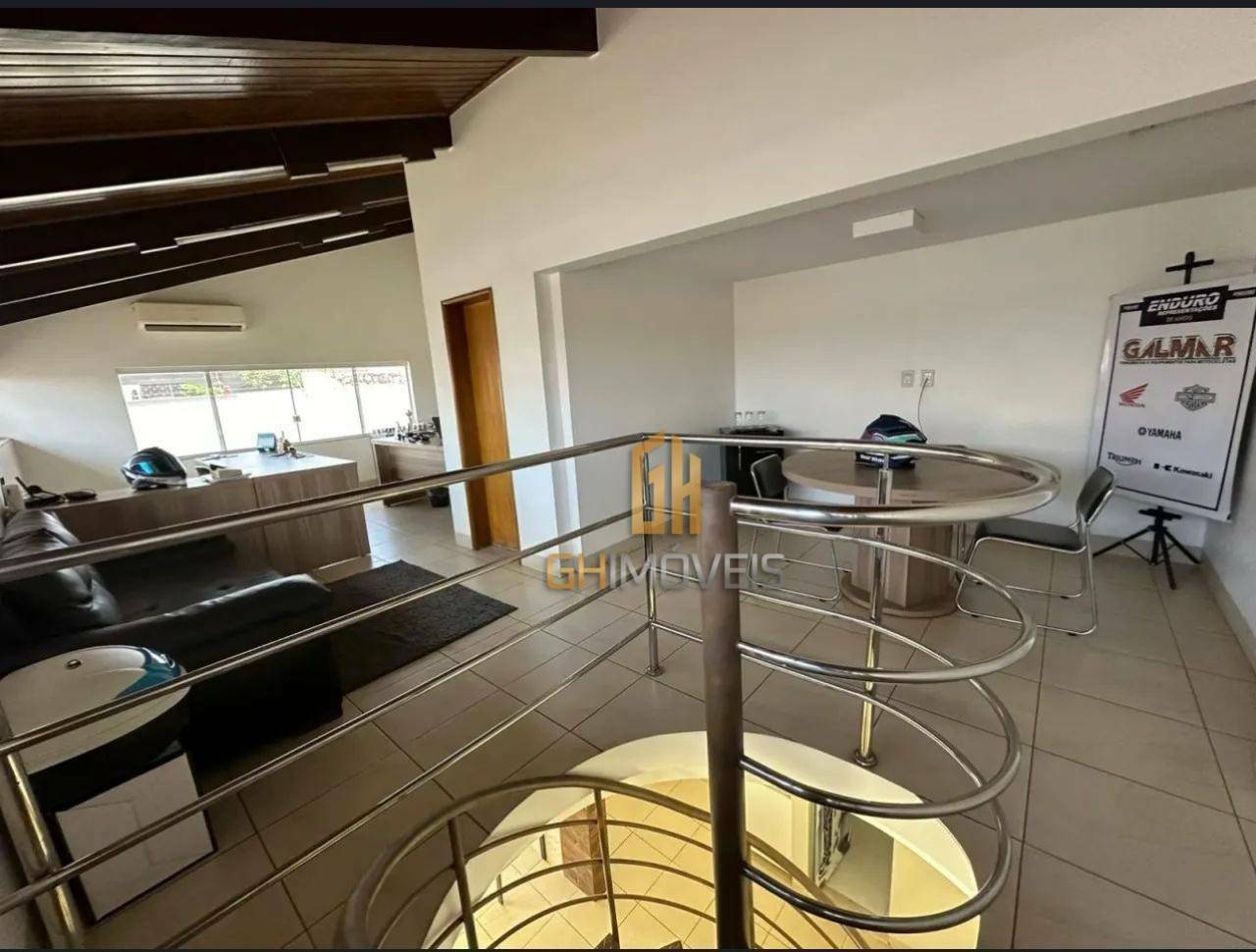 Casa à venda com 4 quartos, 380m² - Foto 6