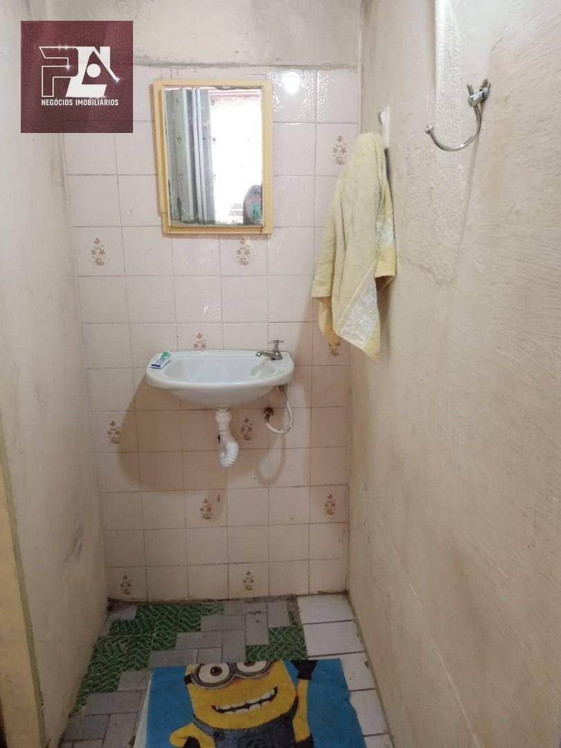 Casa à venda com 3 quartos, 250m² - Foto 14