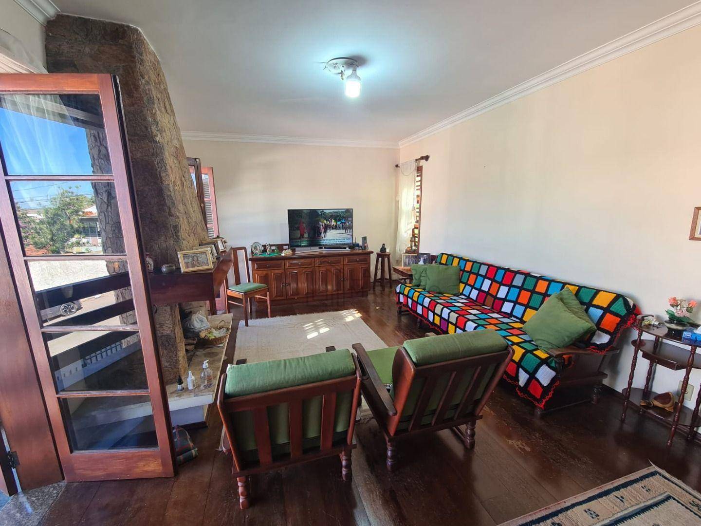 Casa, 5 quartos, 342 m² - Foto 3