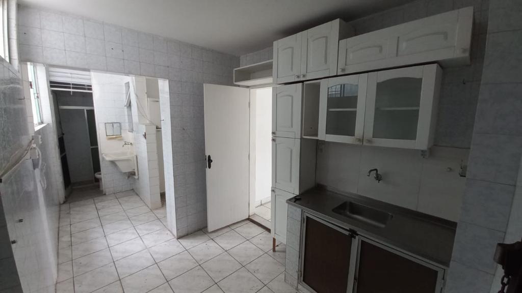 Apartamento à venda com 3 quartos, 90m² - Foto 16