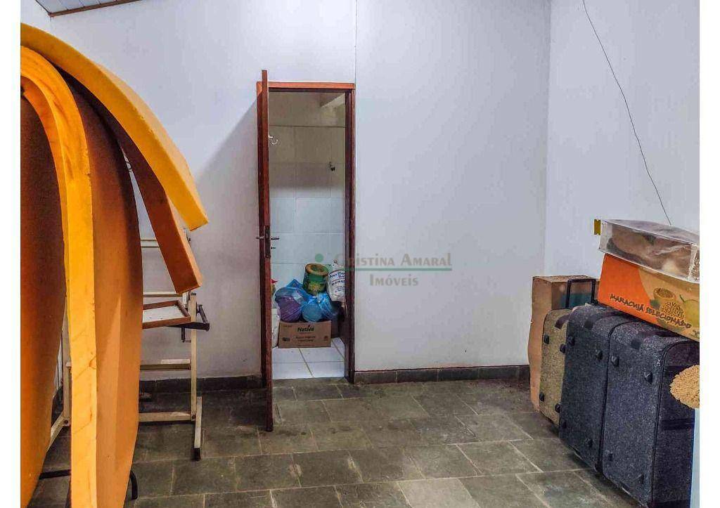 Casa de Condomínio à venda com 4 quartos, 300m² - Foto 22