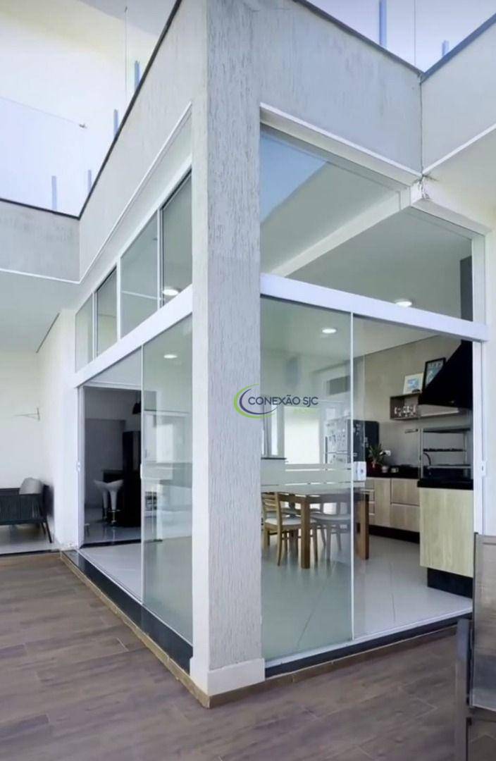 Casa de Condomínio à venda com 4 quartos, 260m² - Foto 3