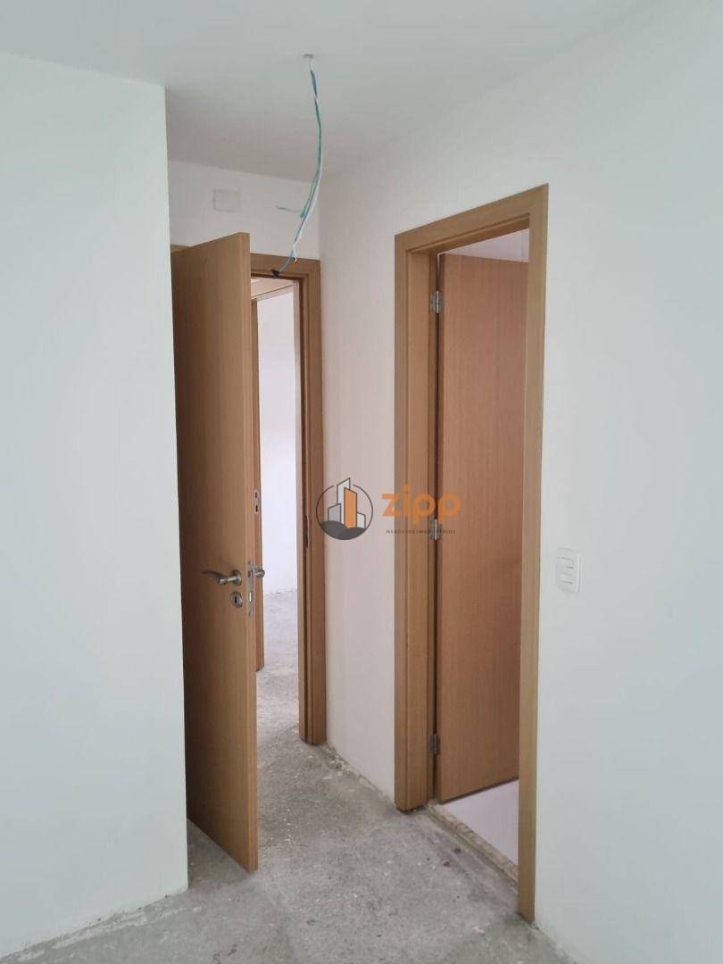 Apartamento à venda com 2 quartos, 77m² - Foto 3