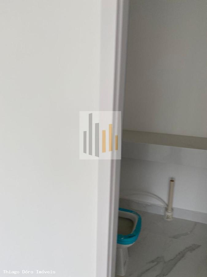 Casa à venda com 3 quartos, 121m² - Foto 21