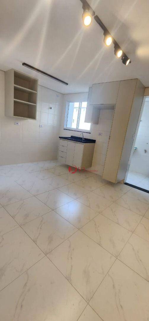 Apartamento à venda com 2 quartos, 42m² - Foto 2