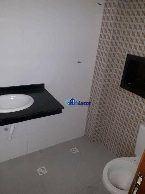 Apartamento para alugar com 2 quartos, 47m² - Foto 4