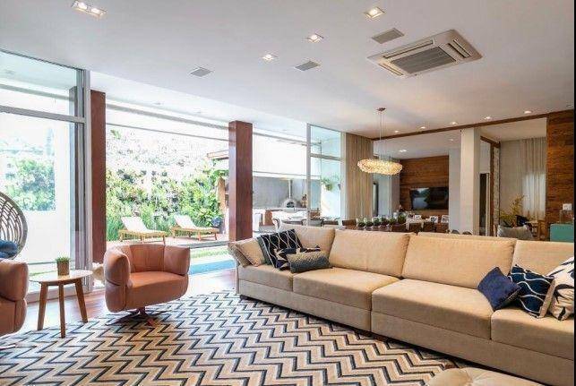 Casa de Condomínio à venda com 4 quartos, 819m² - Foto 1