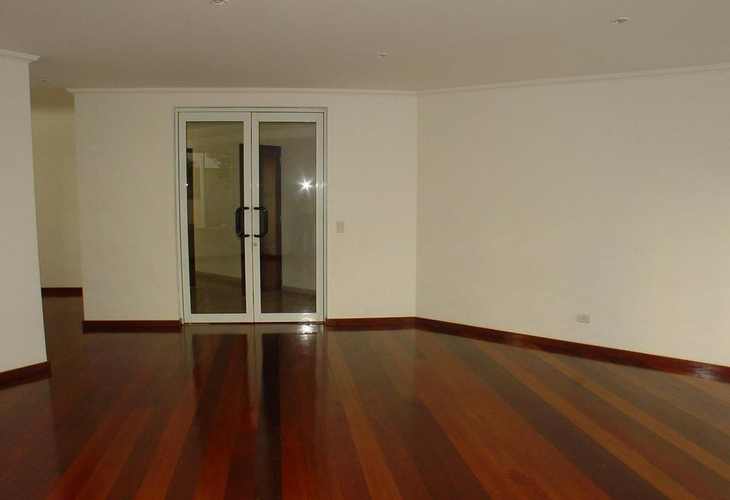 Apartamento à venda com 3 quartos, 118m² - Foto 2