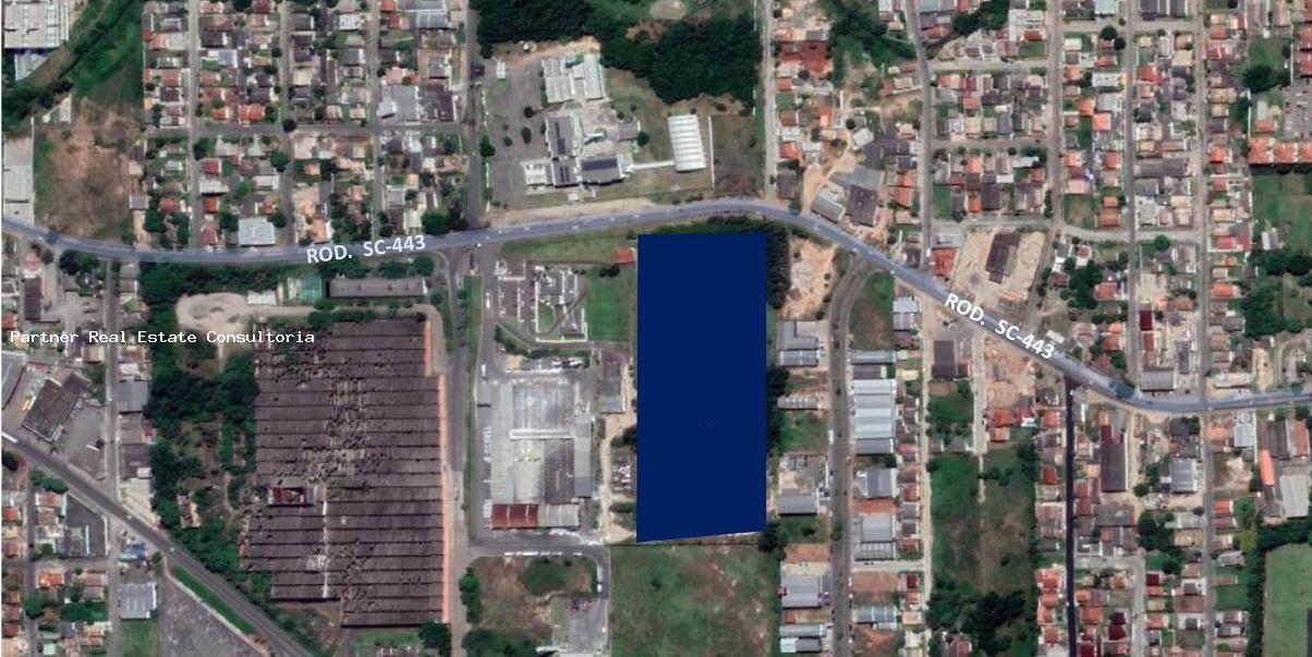 Terreno à venda com 1 quarto, 32700m² - Foto 1