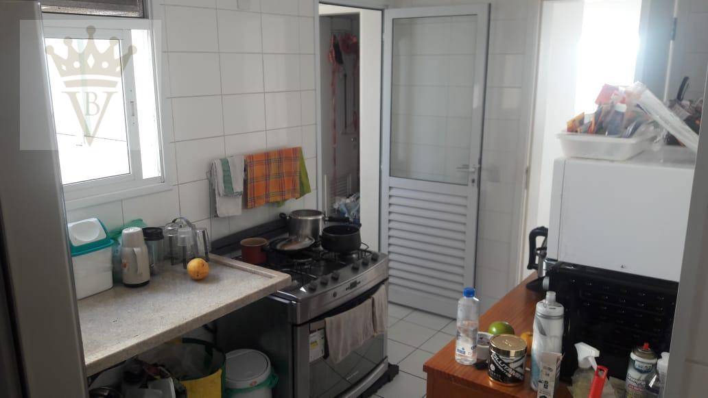 Apartamento à venda com 3 quartos, 123m² - Foto 8