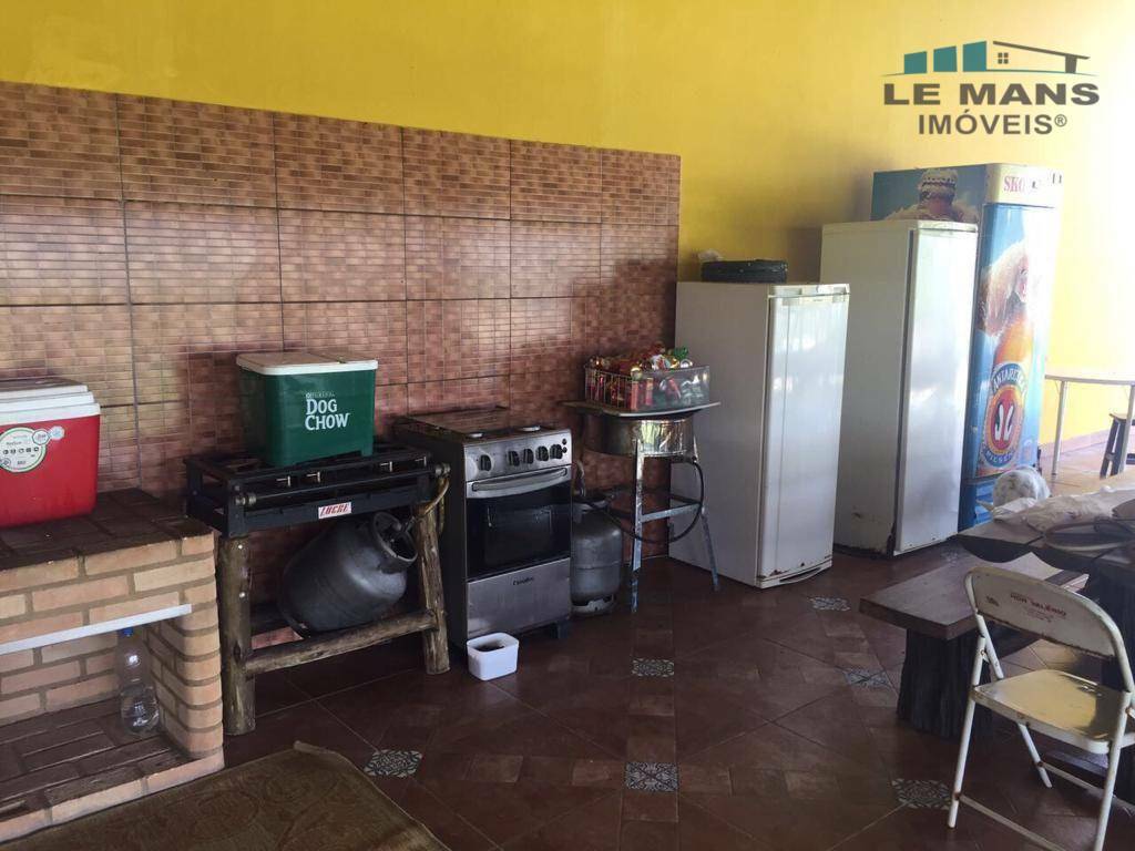 Chácara à venda com 3 quartos, 500m² - Foto 2