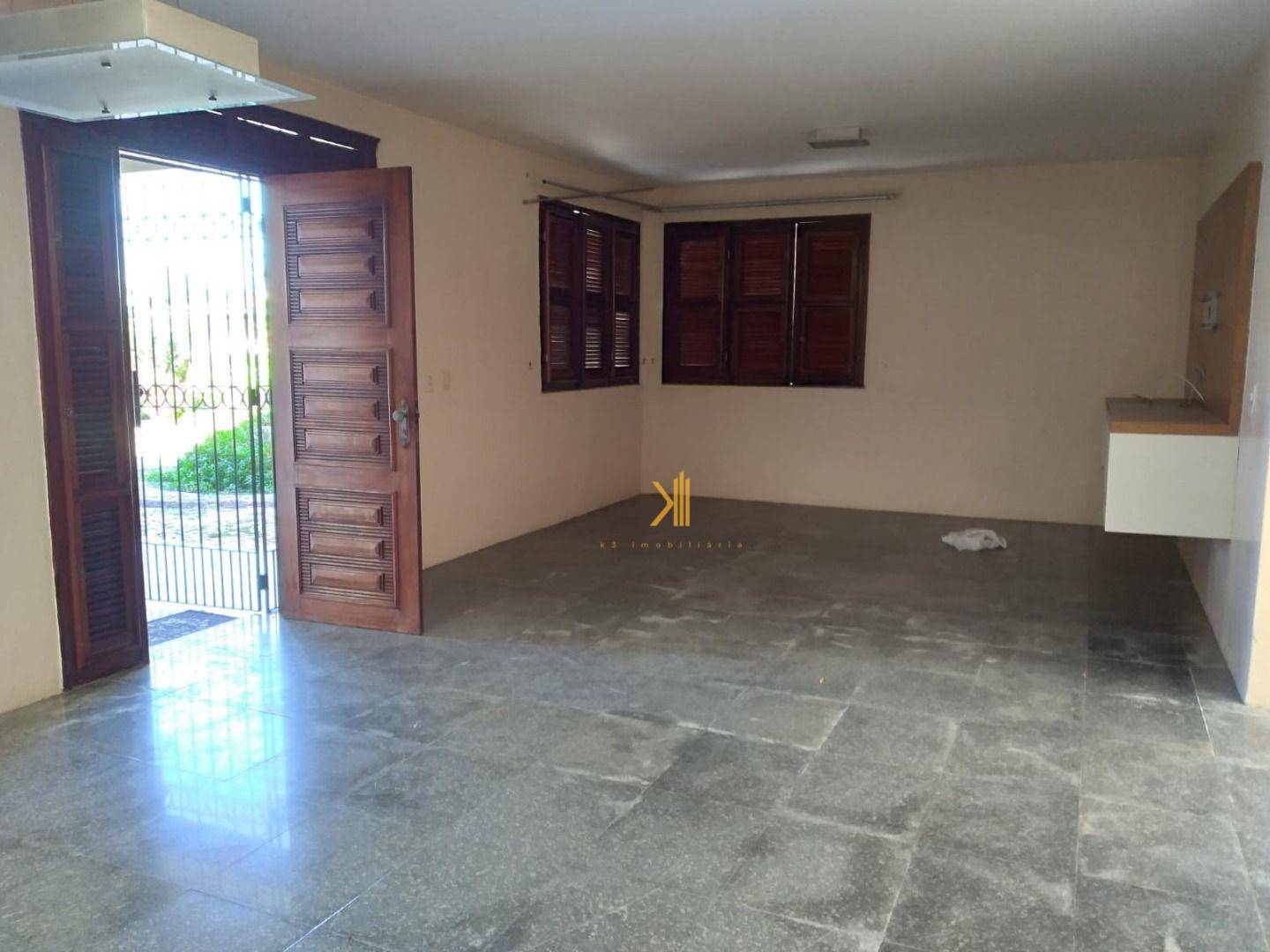 Casa à venda com 3 quartos, 600m² - Foto 20