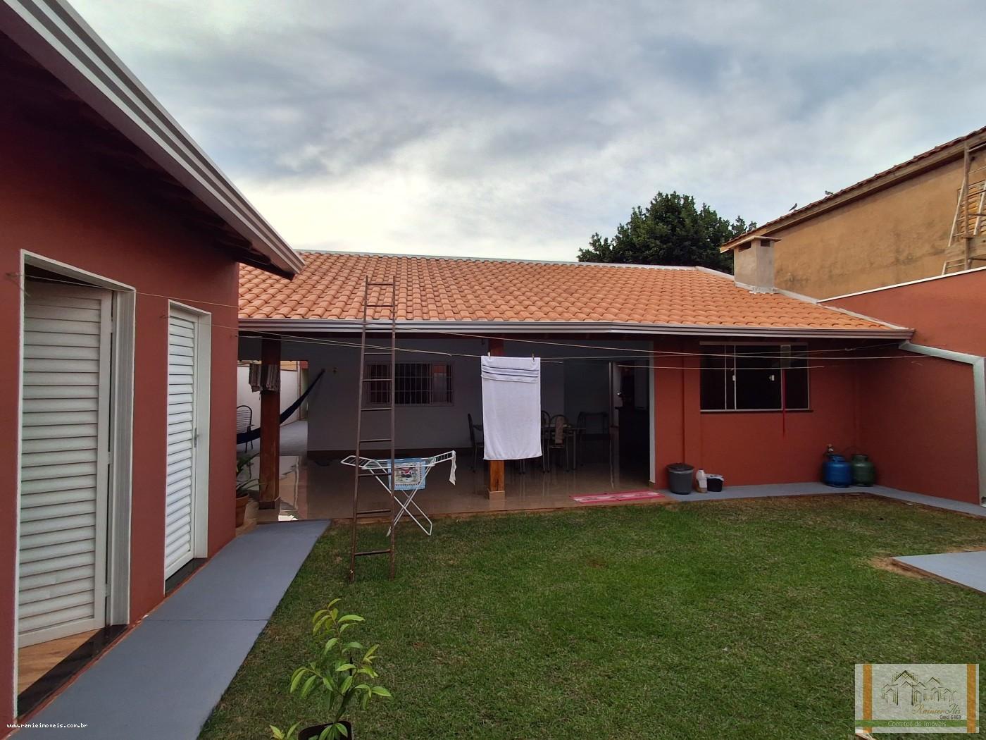 Casa para alugar com 3 quartos, 360m² - Foto 23
